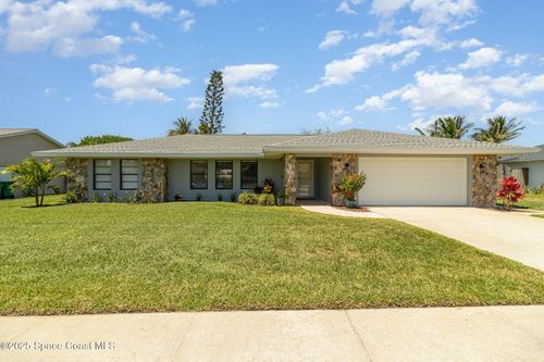 660 S Hedgecock Sq, Satellite Beach, FL, 32937-3927 | Card Image