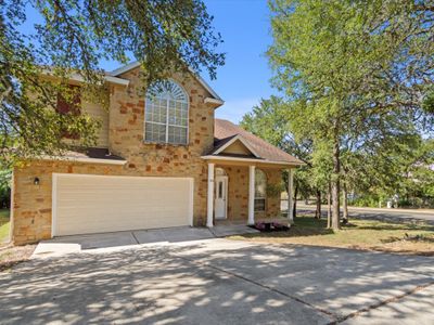 Freshly updated two-story charmer in San Marcos’ well established Bishop Crossing community. | Image 1