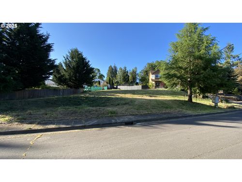 3240 Cooke St S, Salem, OR, 97302-5516 | Card Image