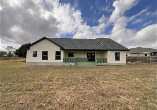 185 E Meadow Ln, Other, TX, 78052 | Card Image