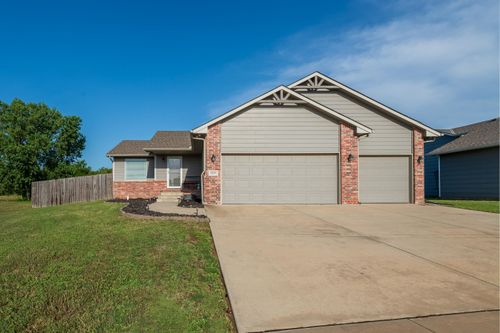 1233 S Ward Pkwy, Haysville, KS, 67060-1485 | Card Image