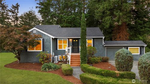 13128 Se 95th Way, Newcastle, WA, 98056-2404 | Card Image