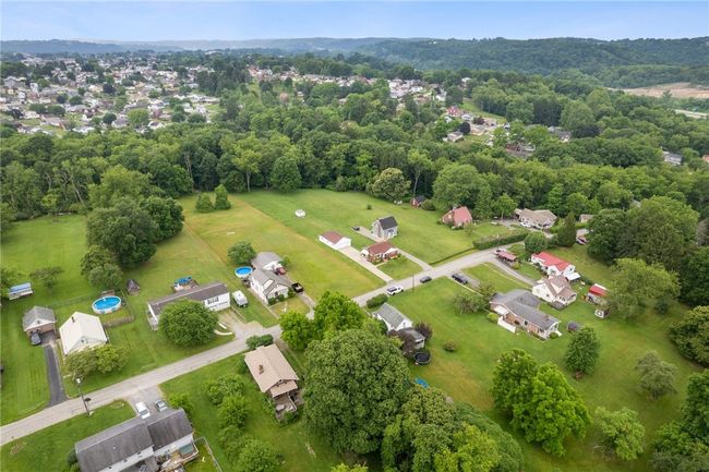 1239 Davis St, House other with 3 bedrooms, 2 bathrooms and null parking in Natrona Heights PA | Image 23