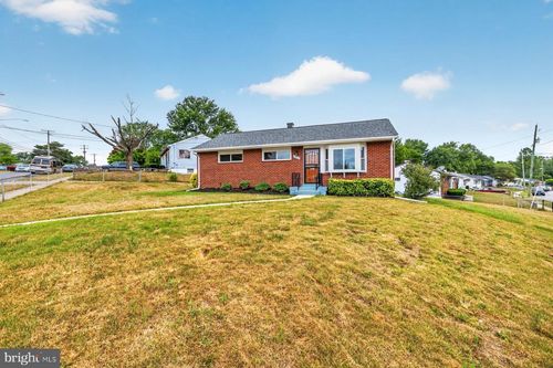 7408 Mason St, DISTRICT HEIGHTS, MD, 20747-3557 | Card Image