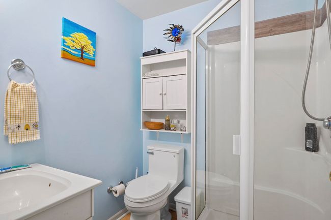 Guest Bathroom | Image 23