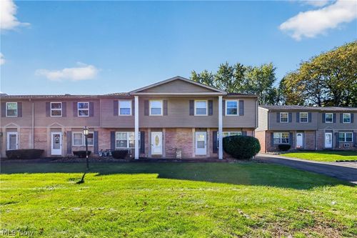 4129 New Rd, Youngstown, OH, 44515-4630 | Card Image