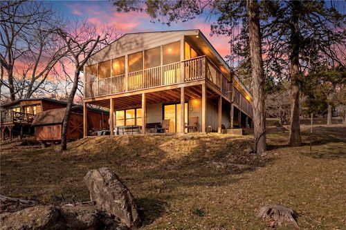 21583 Walnut St, Garfield, AR, 72732-9731 | Card Image