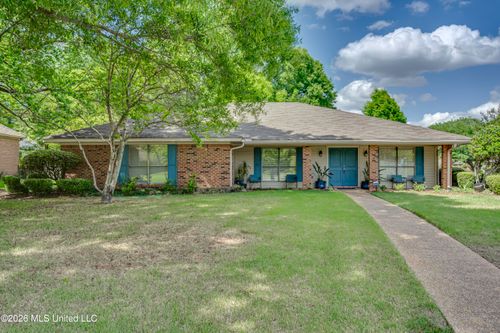107 Westlake Dr, Brandon, MS, 39047-9019 | Card Image
