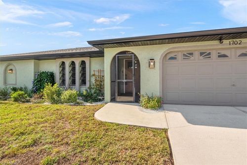 1702 Se 5th Ct, Cape Coral, FL, 33990-2205 | Card Image