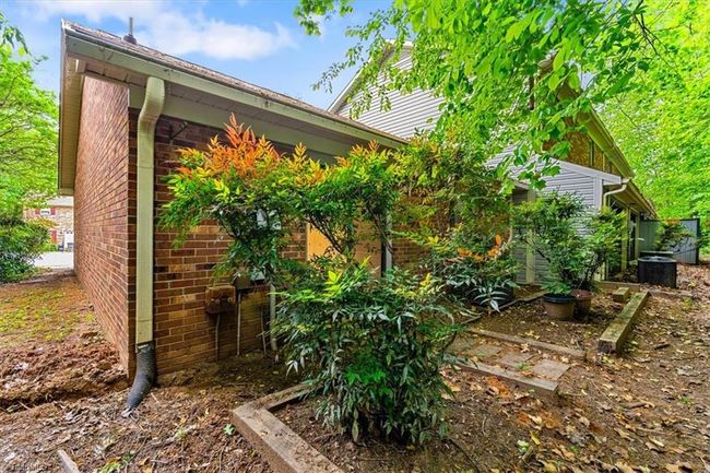 811 Brickwood Ct, House other with 2 bedrooms, 1 bathrooms and null parking in Winston Salem NC | Image 24