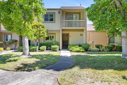 3315 Willis Ln, Alameda, CA, 94502-6955 | Card Image