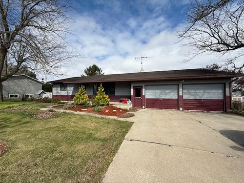 707 N Hokah St, CALEDONIA, MN, 55921-1033 | Card Image