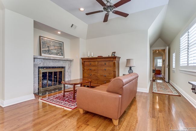 140 Luther Dr, House other with 4 bedrooms, 5 bathrooms and null parking in Olmos Park TX | Image 26