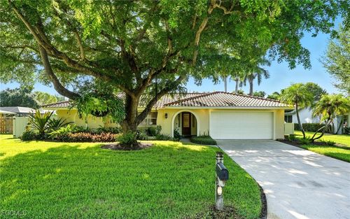 5651 Eichen Cir E, FORT MYERS, FL, 33919-2519 | Card Image