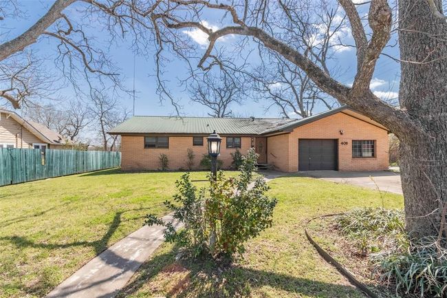 409 W Buffalo St, House other with 3 bedrooms, 2 bathrooms and null parking in Caldwell TX | Image 24