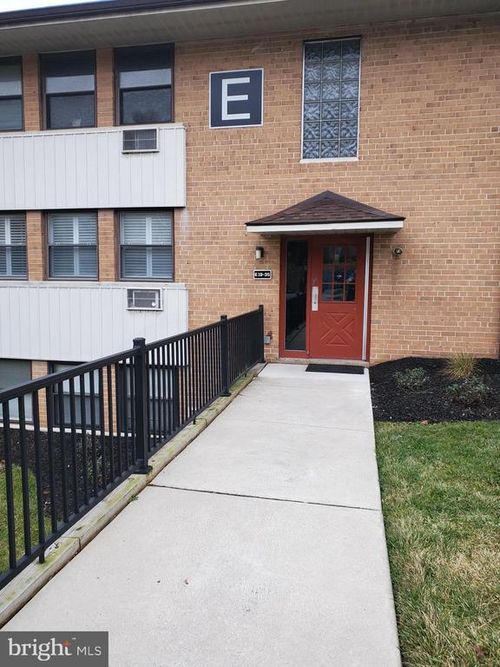 apt-e28-1016 W Baltimore Pike, MEDIA, PA, 19063-5120 | Card Image