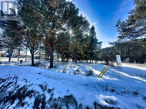 2085 15th Side Rd, Thunder Bay, ON, P7J1E2 | Card Image