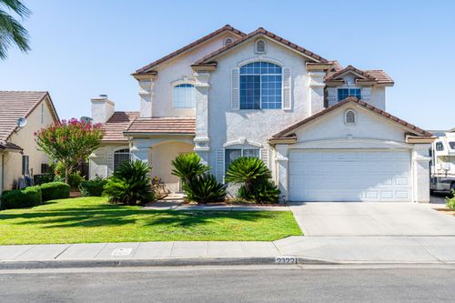 2322 E Revere Rd, Fresno, CA, 93720-4650 | Card Image