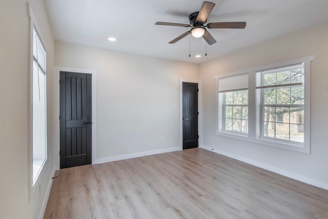 Other bedroom upstairs | Image 18