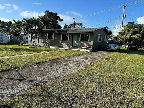 28640 Sw 146th Ave, Homestead, FL, 33033-1612 | Card Image