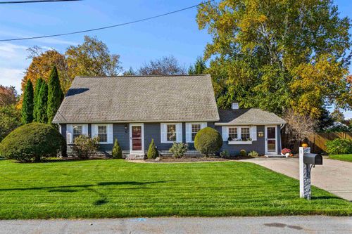 11 Inca Dr, Nashua, NH, 03063-3544 | Card Image