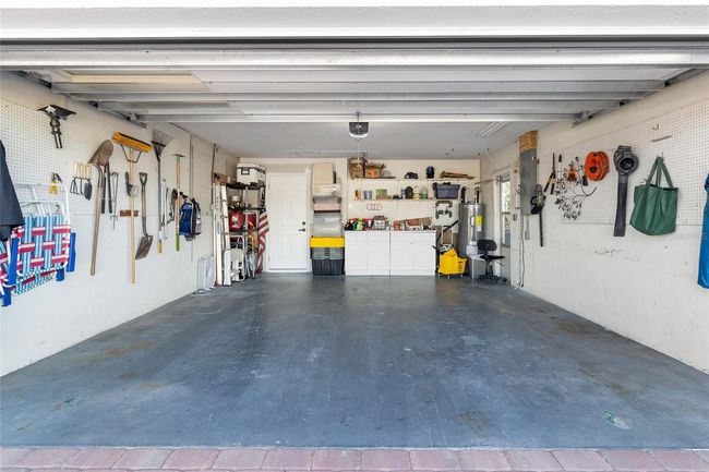 2 Car Garage | Image 23