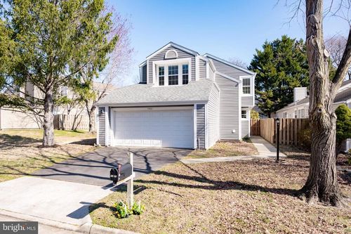 7501 Cross Gate Ln, ALEXANDRIA, VA, 22315-4621 | Card Image