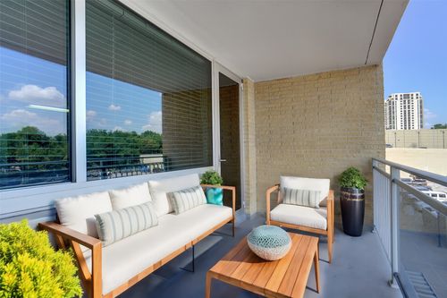 apt-303-3883 Turtle Creek Blvd, Dallas, TX, 75219-4427 | Card Image