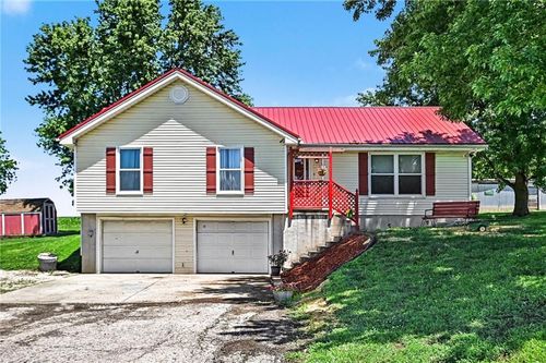 15800 Ne 143rd St, Kearney, MO, 64060-8046 | Card Image