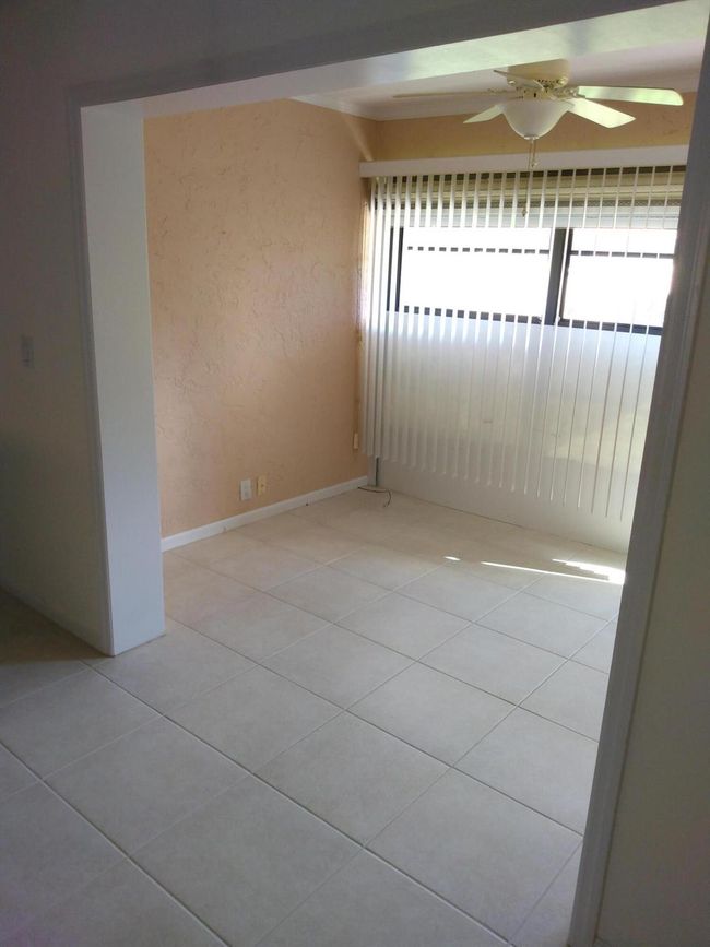 A - 9890 Bischofia Tree A Way, Condo with 2 bedrooms, 2 bathrooms and null parking in Boynton Beach FL | Image 7