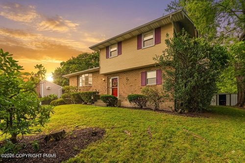 3360 Allen St, Easton, PA, 18045-5602 | Card Image