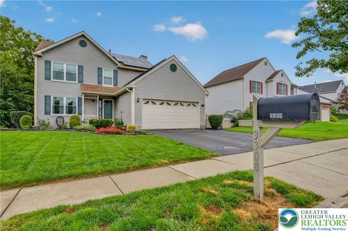 3308 S Ruch St, WHITEHALL, PA, 18052-3061 | Card Image