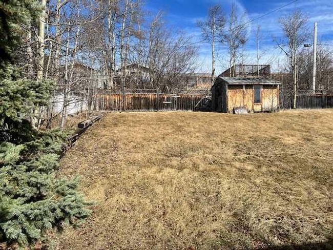 10226 97 Avenue, Home with 5 bedrooms, 2 bathrooms and 2 parking in Grande Cache AB | Image 20
