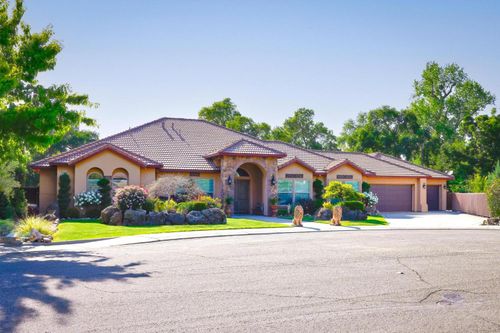 10717 Goldsborough Circle, Oakdale, CA, 95361 | Card Image