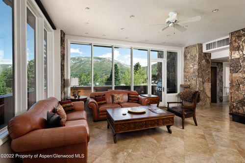 237 Gilbert St, Aspen, CO, 81611-1887 | Card Image