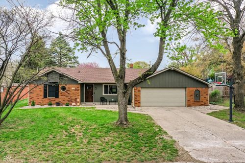 765 Hillcrest Dr, Greenwood, IN, 46142-1830 | Card Image