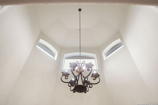 29743 No Le Hace Dr, House other with 4 bedrooms, 4 bathrooms and null parking in Fair Oaks Ranch TX | Image 9