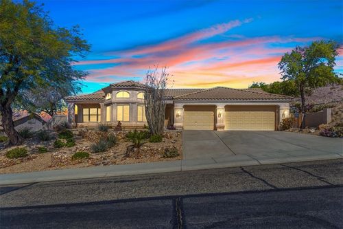 2889 Desert Vista Dr, Bullhead City, AZ, 86429-5803 | Card Image