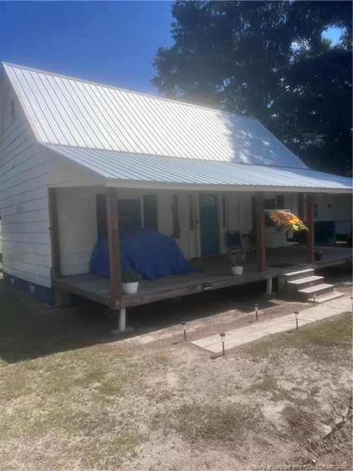 427 Mcrae Rd, Rowland, NC, 28383-8393 | Card Image