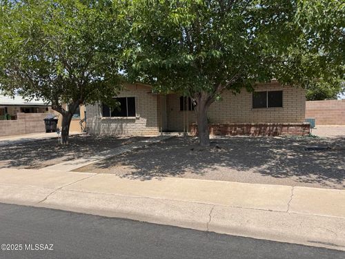 2311 S 12th Ave, Safford, AZ, 85546-3701 | Card Image