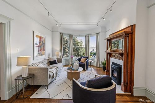 427 Spruce St, San Francisco, CA, 94118-1711 | Card Image
