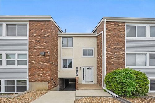 apt-e-10240 W 96th Ter, Overland Park, KS, 66212-5151 | Card Image
