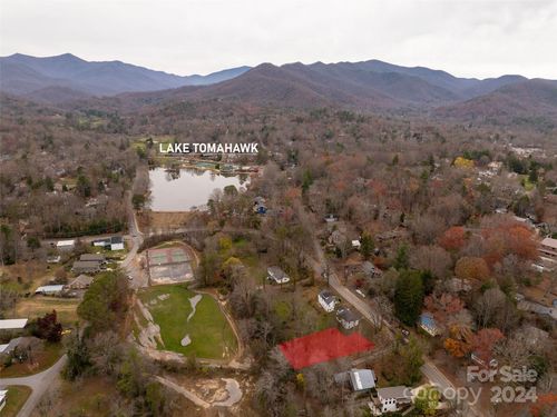 117 Cragmont Rd, Black Mountain, NC, 28711-3303 | Card Image