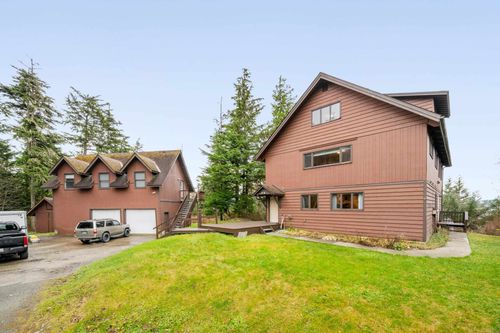 15900 Lee Dr, Juneau, AK, 99801-8426 | Card Image