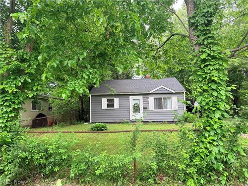 1276 Frederick Blvd, Akron, OH, 44320-3316 | Card Image