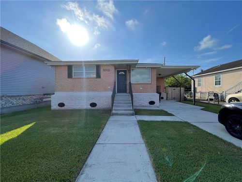 1013 Cougar Drive, Arabi, LA, 70032 | Card Image