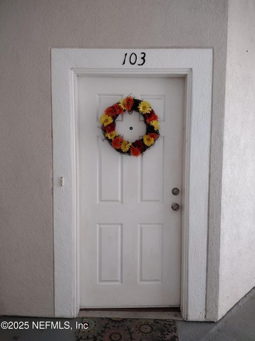 103-6093 Maggies Cir, JACKSONVILLE, FL, 32244-8515 | Card Image