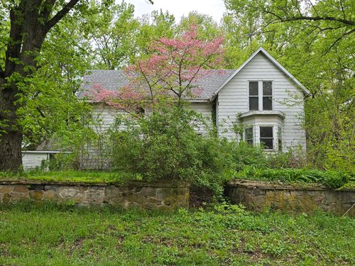 196 N 750 W, Valparaiso, IN, 46385-9219 | Card Image