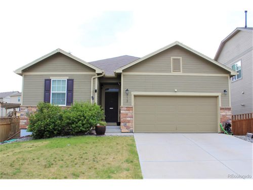 713 Indigo St, Lochbuie, CO, 80603-7800 | Card Image