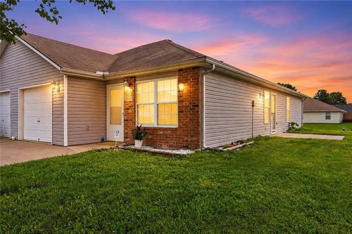 1019 Christie Ln, Grain Valley, MO, 64029-8435 | Card Image